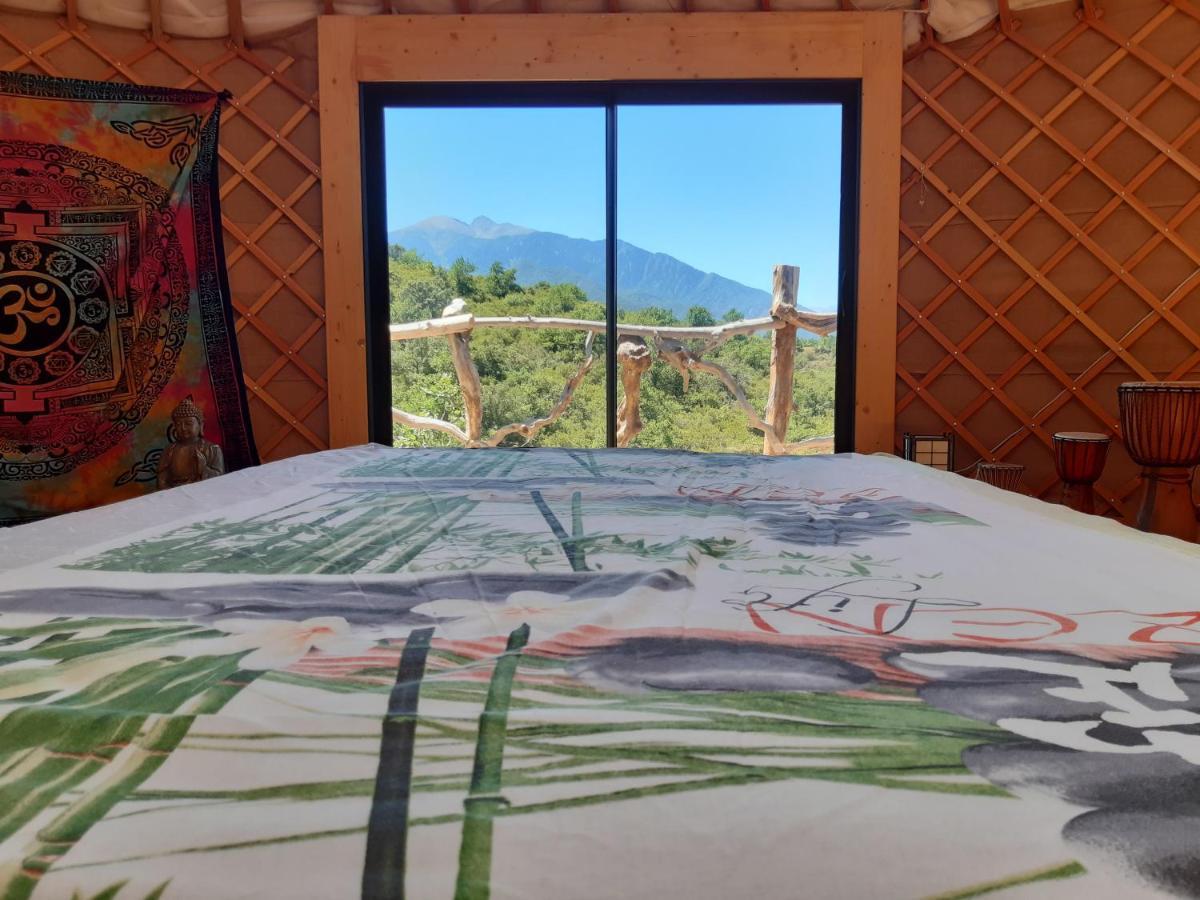 Yourte Contemporaine Avec Magnifique Vue Sur Les Montagnes Rigarda Exterior foto